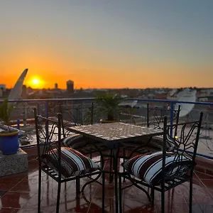 Khadija Apartment